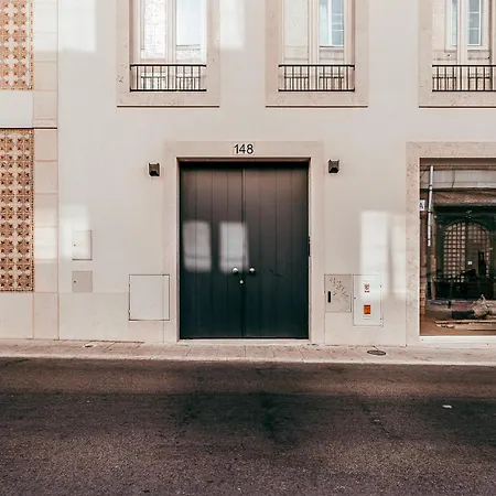 Elegant & Sophisticated Campo Ourique By Gt House * Лісабон