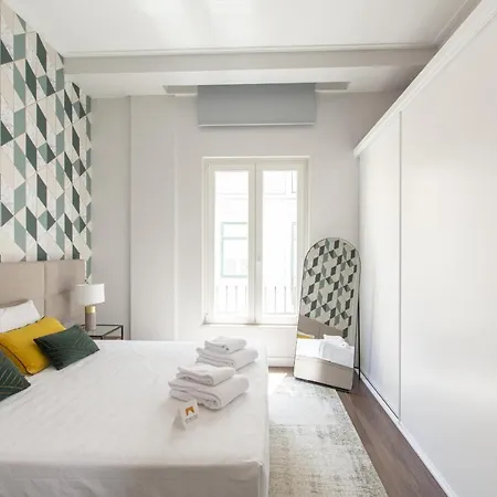 Elegant & Sophisticated Campo Ourique By Gt House リスボン