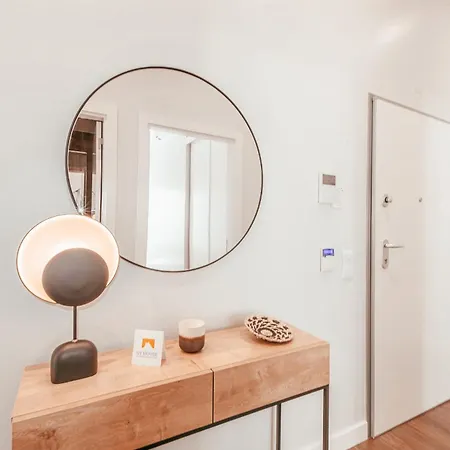 Elegant & Sophisticated Campo Ourique By Gt House *