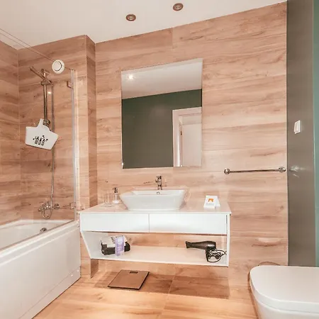 Lejlighed Elegant & Sophisticated Campo Ourique By Gt House *