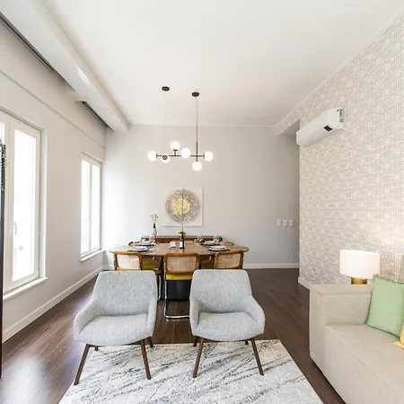 Elegant & Sophisticated Campo Ourique By Gt House