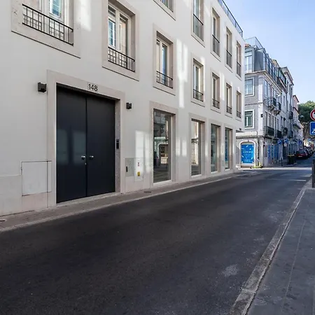 Elegant & Sophisticated Campo Ourique By Gt House